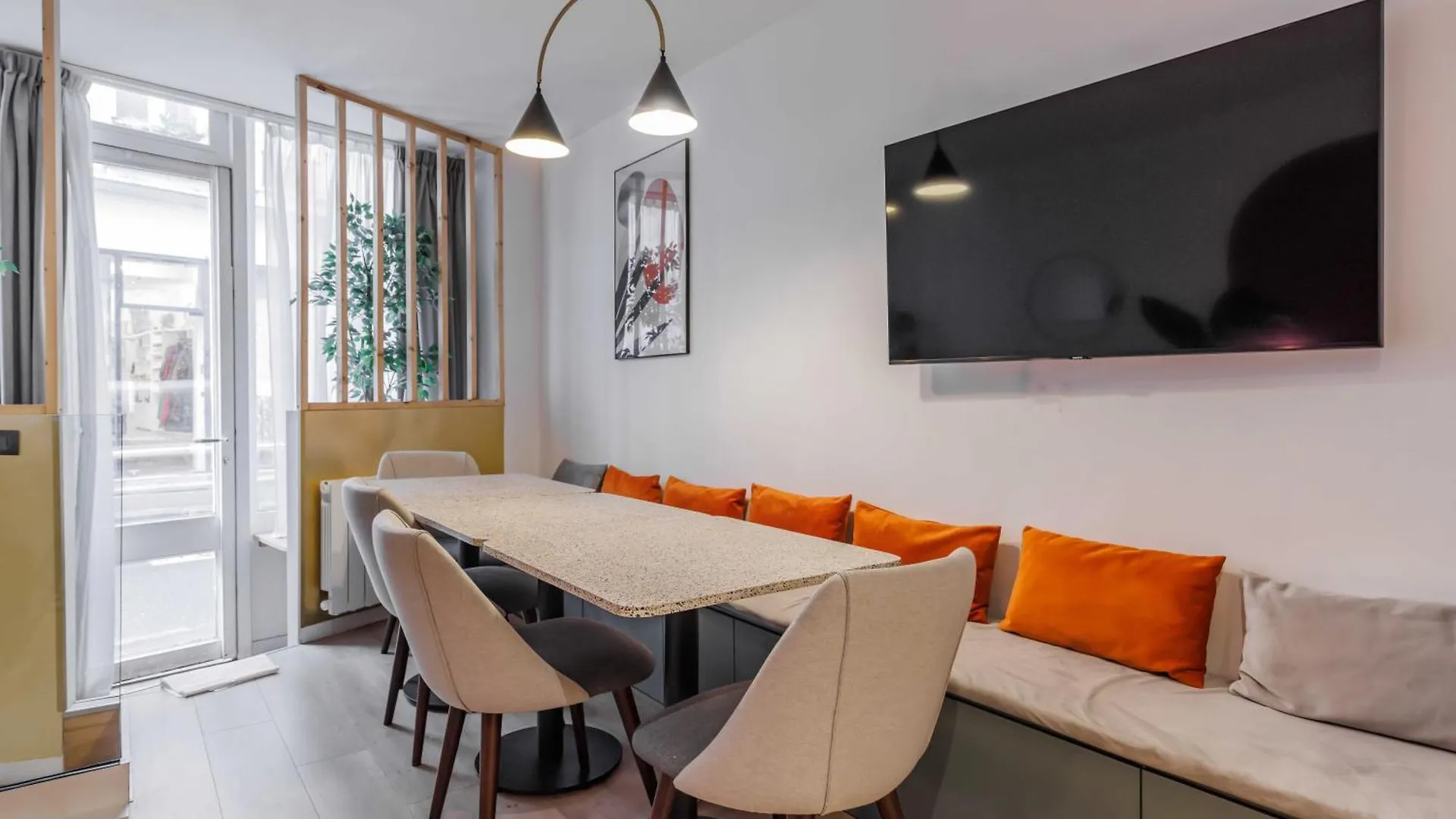 Charming Duplex - 2Br - 6P - Saint Germain Appartement Parijs 0*,
